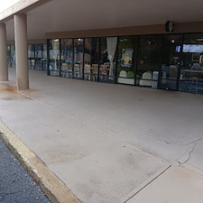 Sparkling-Clean-Sidewalks-Commercial-Pressure-Washing-Services-Performed-in-Pensacola-FL 68
